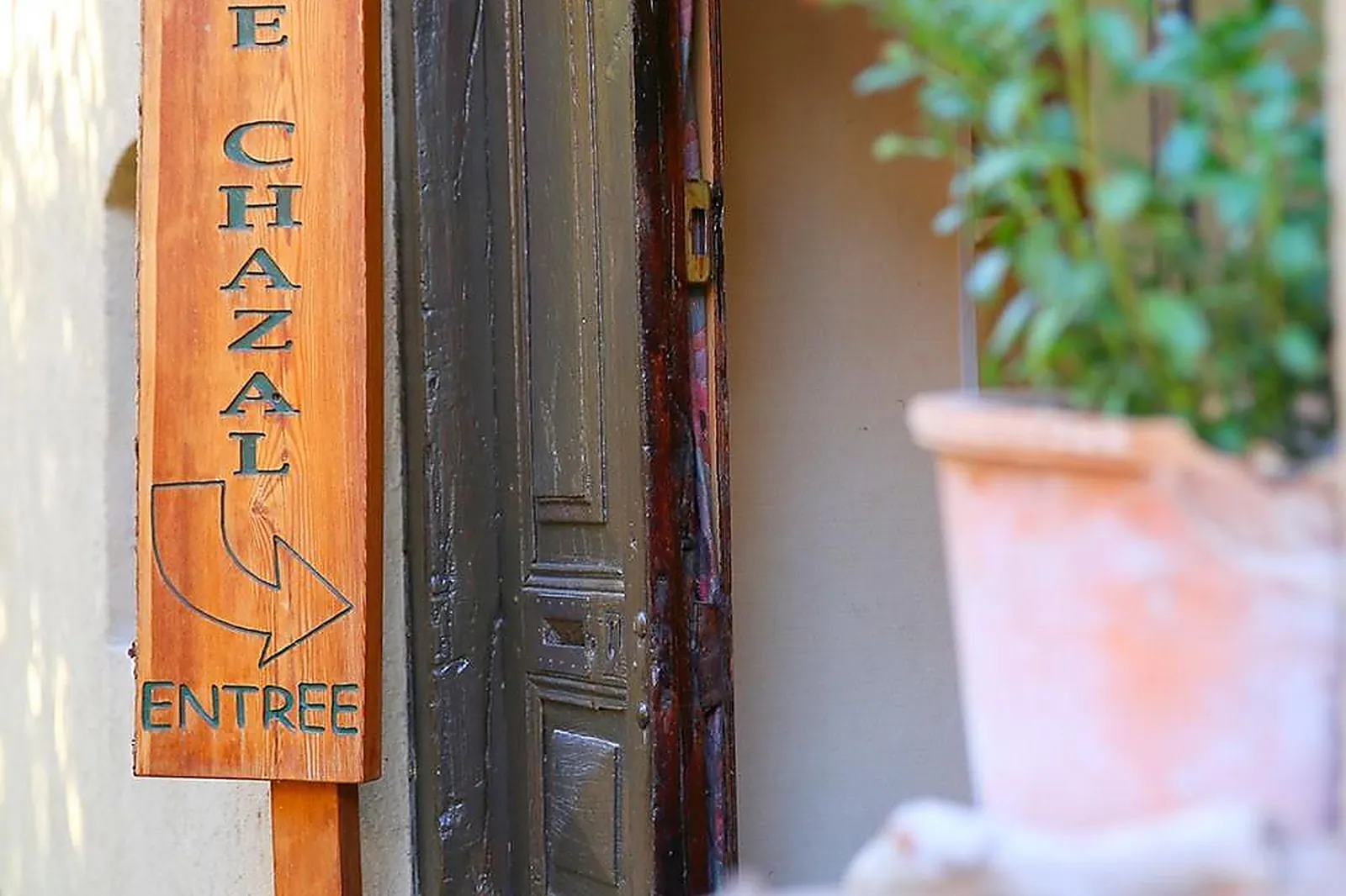 Cafés et Restaurants, RESTAURANTS - MONETIER-LES-BAINS (HAUTES-ALPES) : LE CHAZAL