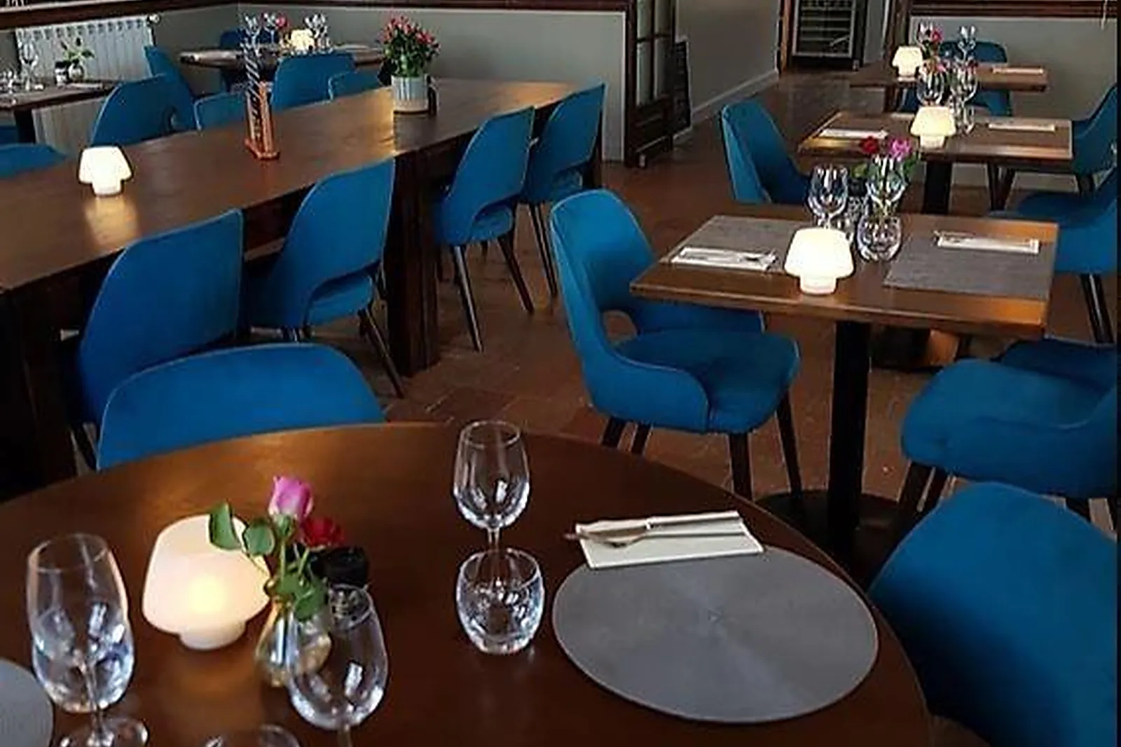 Cafés et Restaurants, RESTAURANTS - MONOBLET (GARD) : AUBERGE DE VALESTALIÈRE