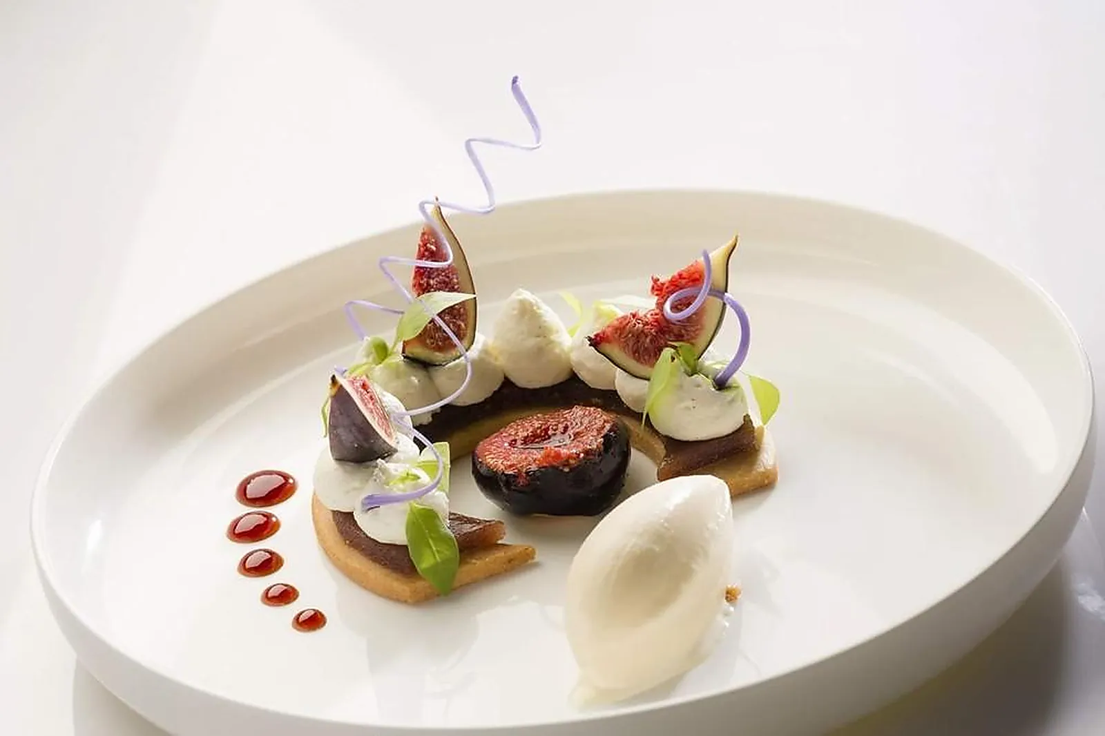 Cafés et Restaurants, RESTAURANTS - MONSWILLER (BAS-RHIN) : RESTAURANT KASBÜR