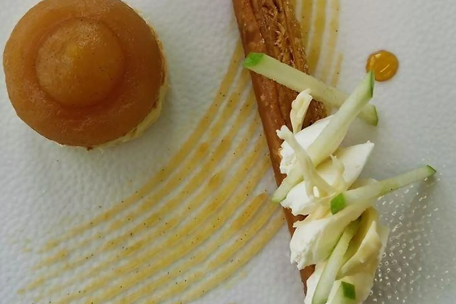 Cafés et Restaurants, RESTAURANTS - MONTAGNE (GIRONDE) : LE CLOS MIRANDE