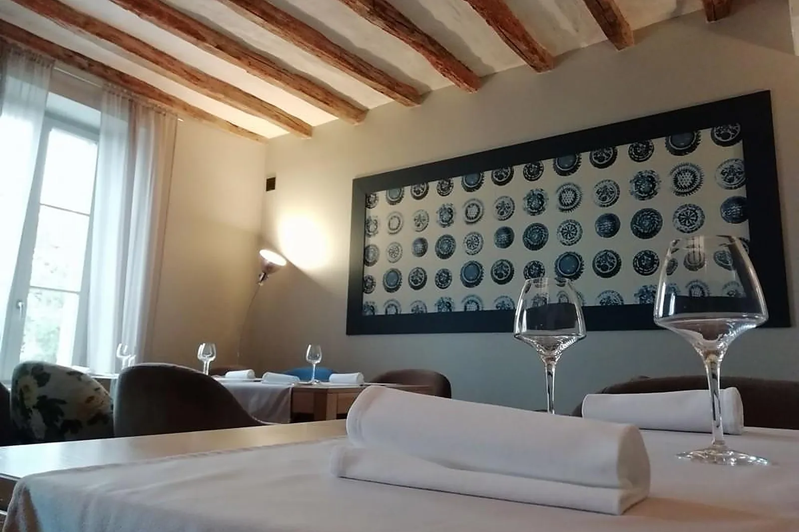 Cafés et Restaurants, RESTAURANTS - MONTAIGU (VENDÉE) : LA ROBE