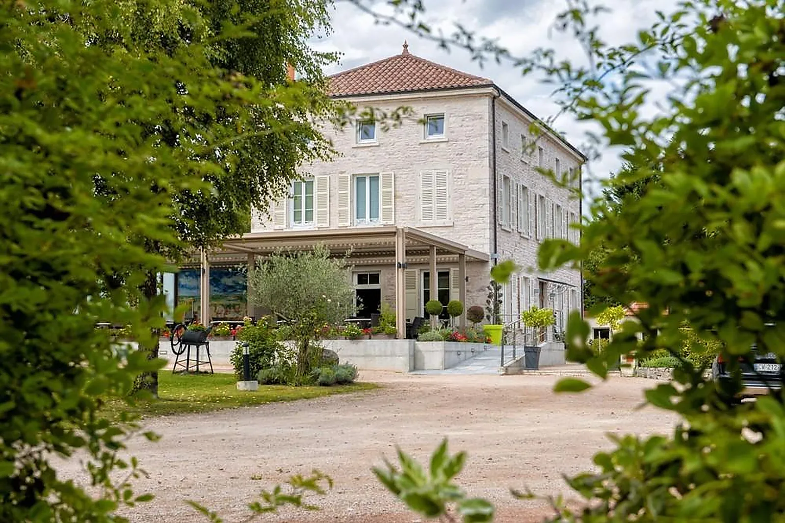 Cafés et Restaurants, RESTAURANTS - MONTBELLET (SAÔNE-ET-LOIRE) : LA MARANDE