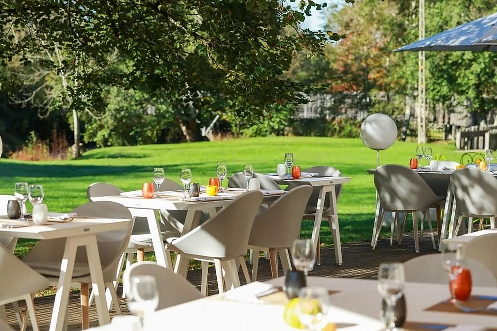 Cafés et Restaurants, RESTAURANTS - MONTBRON (CHARENTE) : MOULIN DE LA TARDOIRE