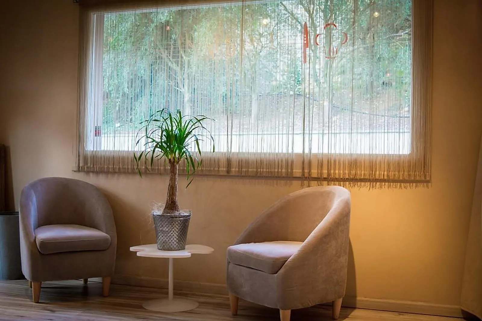 Cafés et Restaurants, RESTAURANTS - MONTELIER (DRÔME) : LA CLÉ DL&RSQUO;SOL