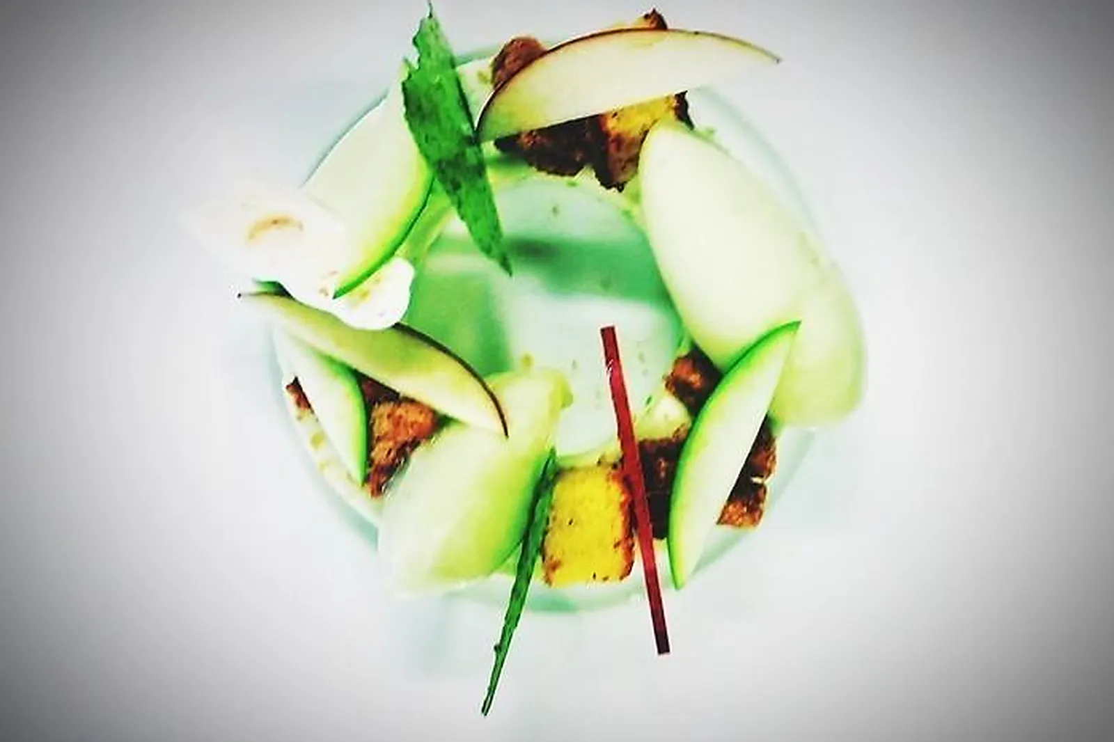 Cafés et Restaurants, RESTAURANTS - MONTEREAU-FAULT-YONNE (SEINE-ET-MARNE) : LL&RSQUO;ENTRE NOUES