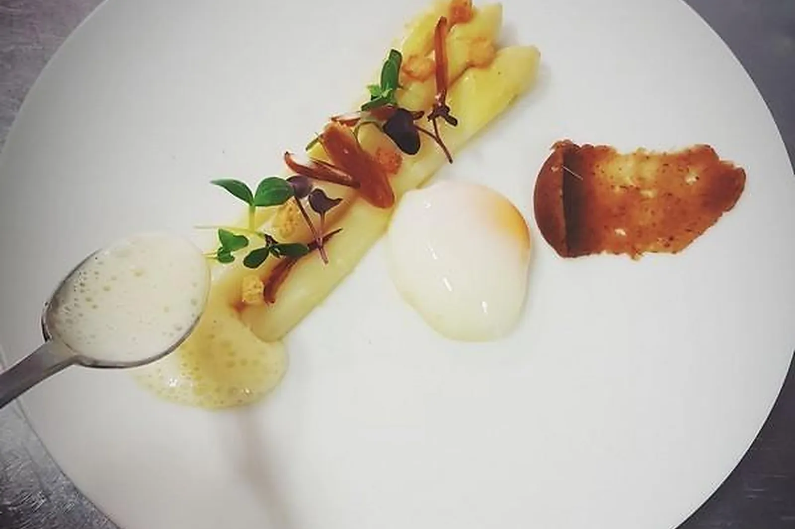 Cafés et Restaurants, RESTAURANTS - MONTEREAU-FAULT-YONNE (SEINE-ET-MARNE) : LL&RSQUO;ENTRE NOUES