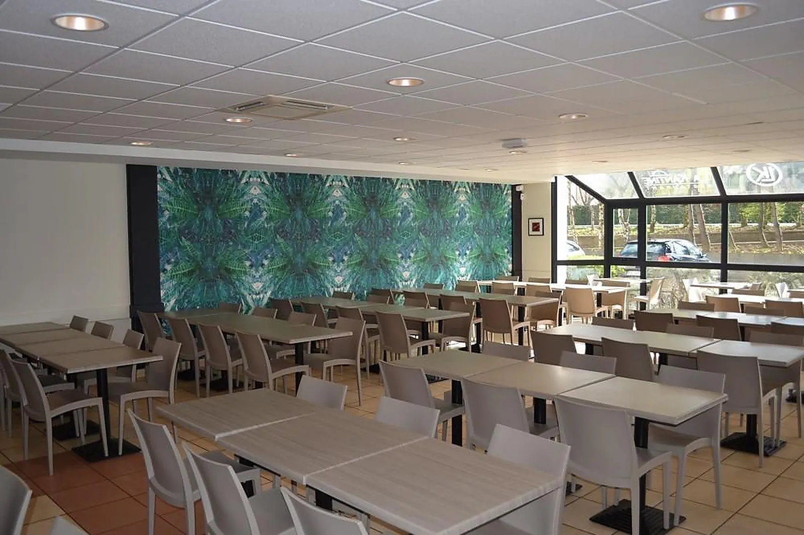 Cafés et Restaurants, RESTAURANTS - MONTIGNY-LE-BRETONNEUX (YVELINES) : LA KANTINE