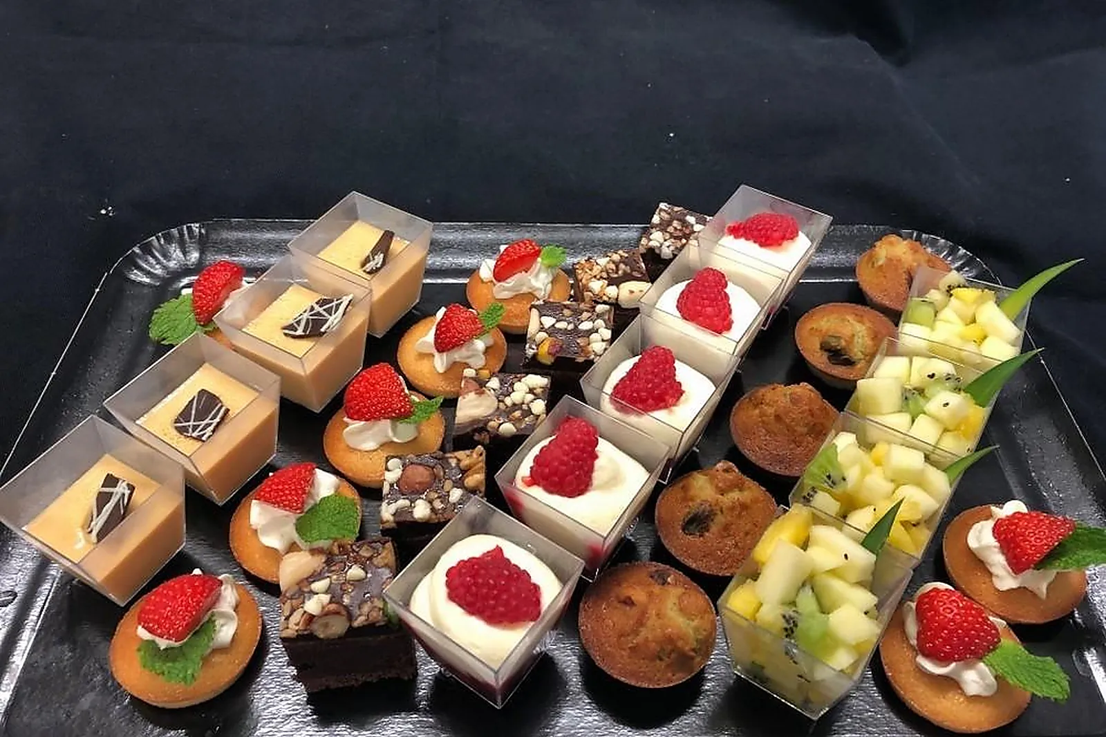 Cafés et Restaurants, RESTAURANTS - MONTPELLIER (HÉRAULT) : LE 10 RESTAURANT