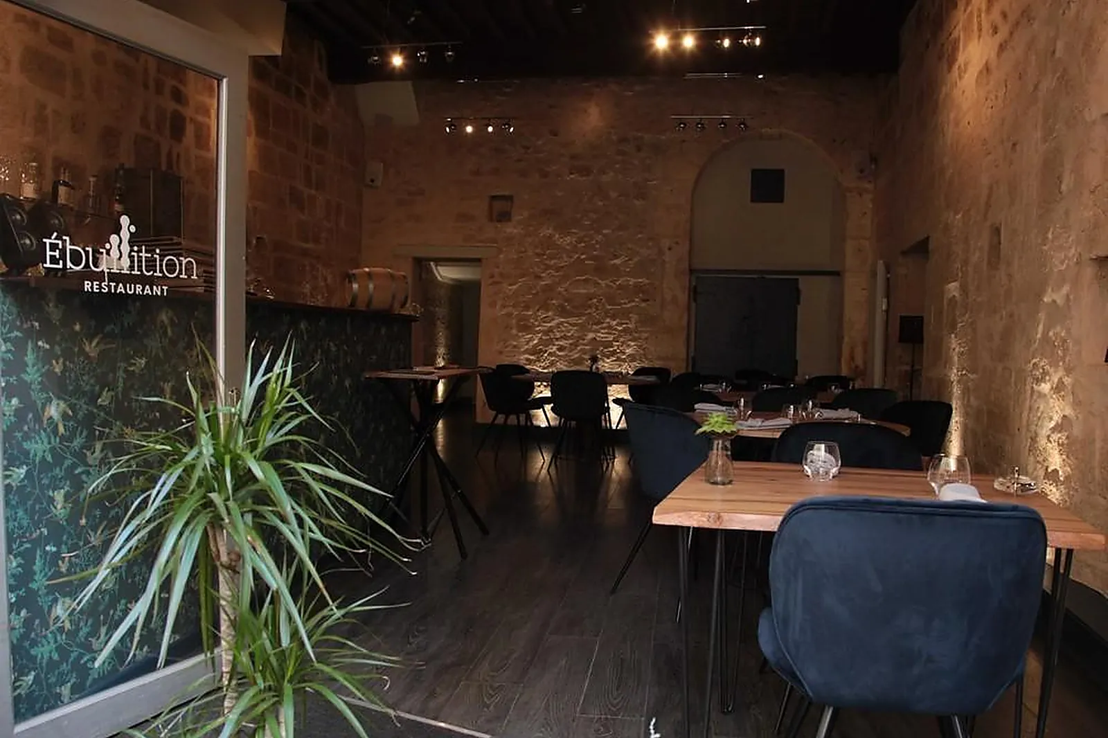 Cafés et Restaurants, RESTAURANTS - MONTPELLIER (HÉRAULT) : RESTAURANT EBULLITION