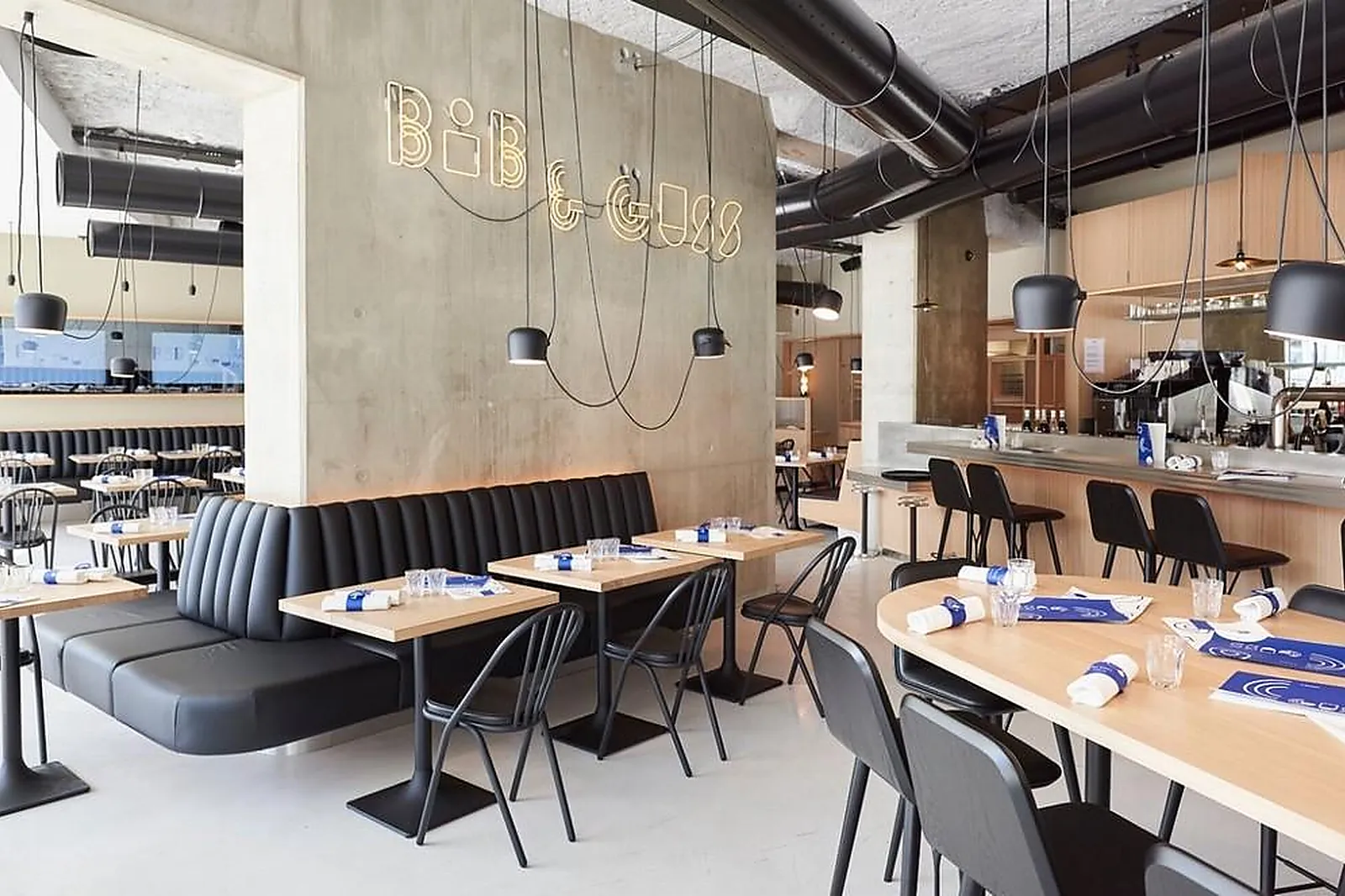 Cafés et Restaurants, RESTAURANTS - NANTERRE (HAUTS-DE-SEINE) : BIB AND GUSS