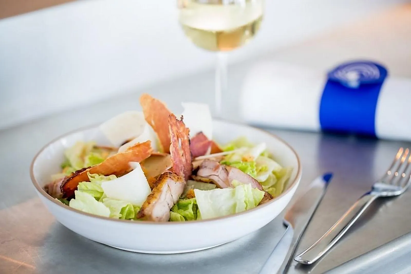 Cafés et Restaurants, RESTAURANTS - NANTERRE (HAUTS-DE-SEINE) : BIB AND GUSS