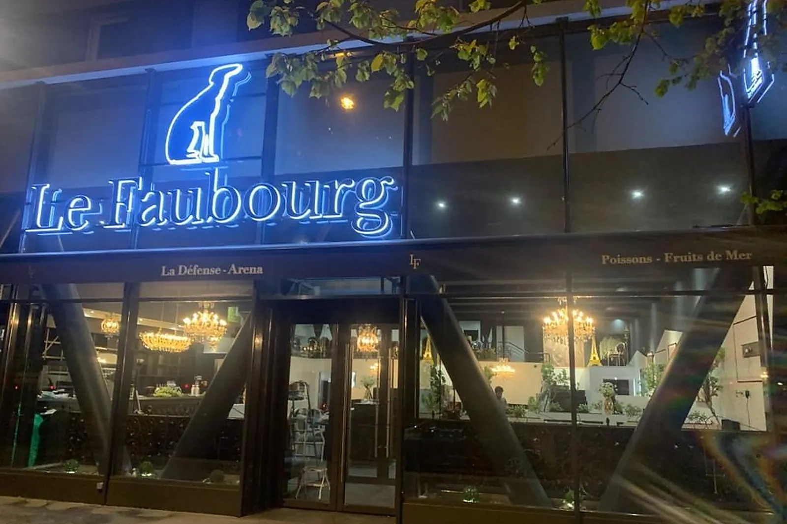 Cafés et Restaurants, RESTAURANTS - NANTERRE (HAUTS-DE-SEINE) : LE FAUBOURG