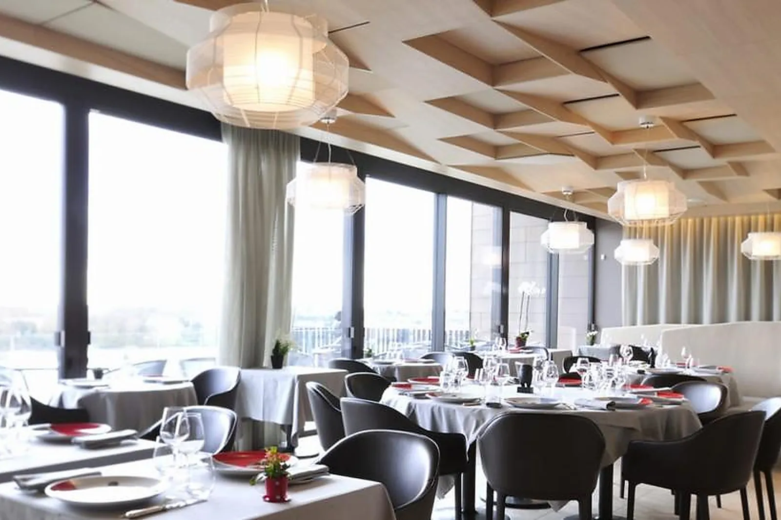 Cafés et Restaurants, RESTAURANTS - NANTES (LOIRE-ATLANTIQUE) : LL&RSQUO;ATLANTIDE 1874 - MAISON GUÉHO