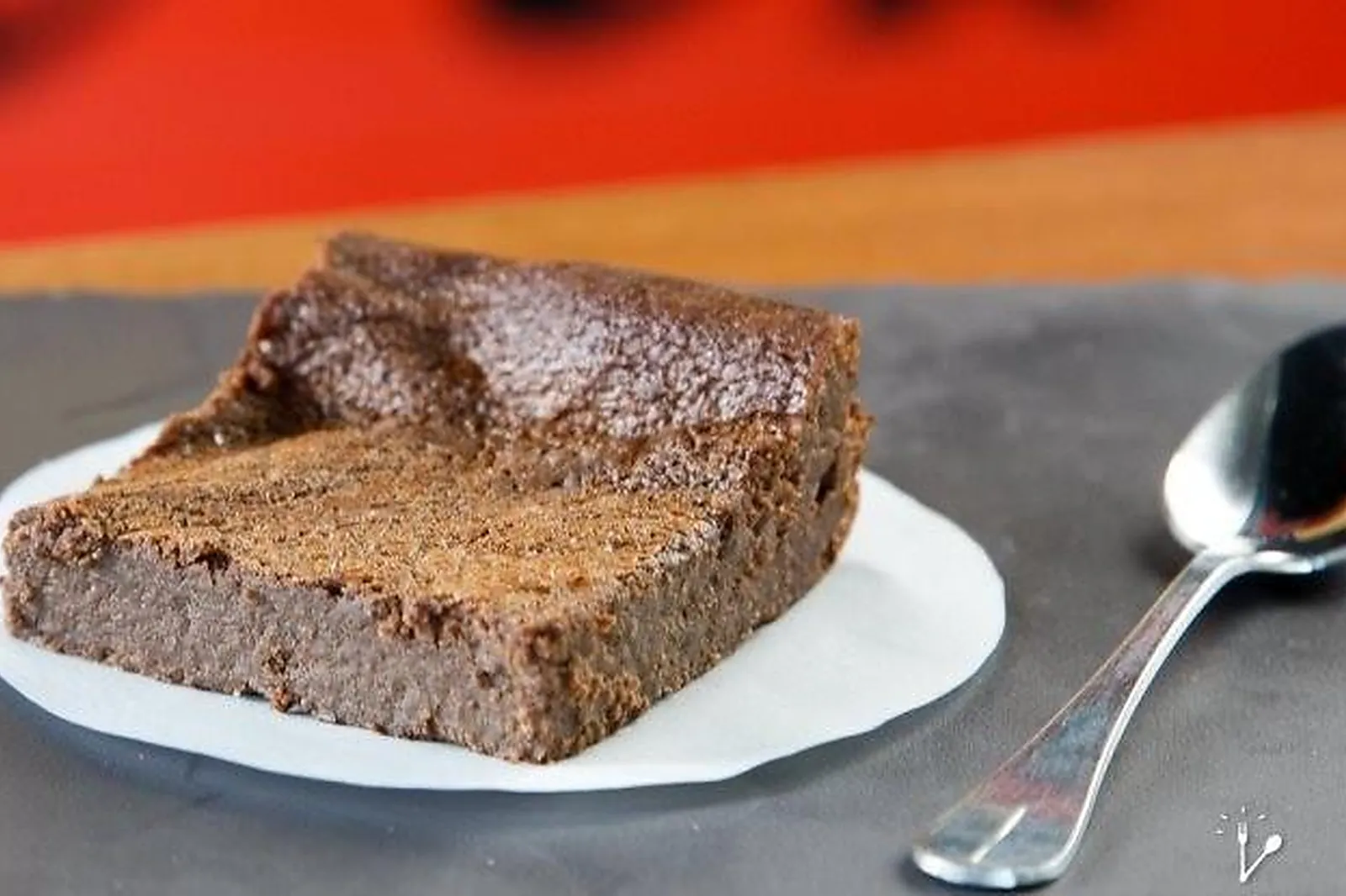 Cafés et Restaurants, RESTAURANTS - NANTES (LOIRE-ATLANTIQUE) : TONTON BURGER ET LULU FARFALLE