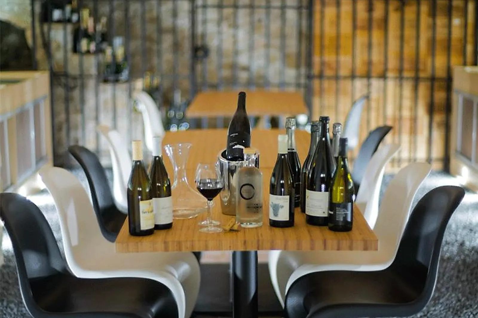 Cafés et Restaurants, RESTAURANTS - NARBONNE (AUDE) : MAISON SAINT-CRESCENT