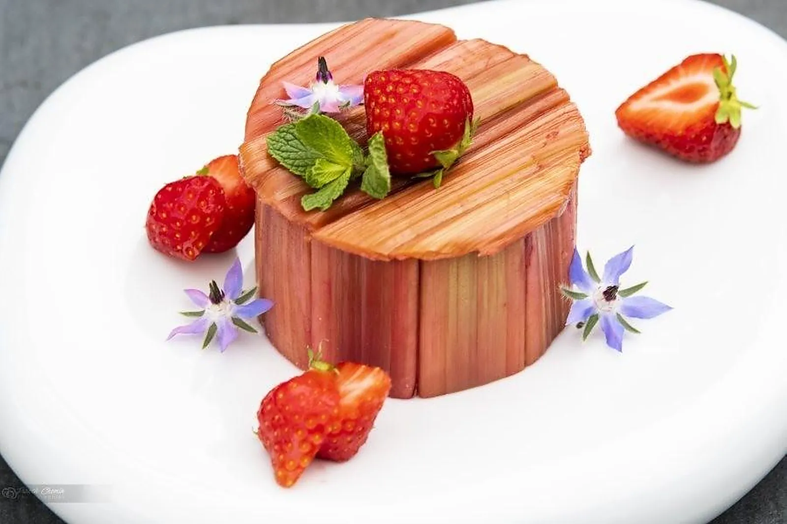 Cafés et Restaurants, RESTAURANTS - NEAUPHLE-LE-CHATEAU (YVELINES) : LA GRIOTTE