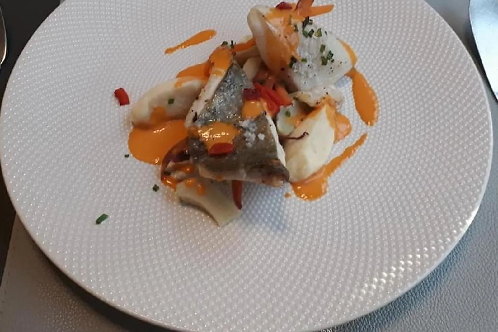 Cafés et Restaurants, RESTAURANTS - NEUVILLE-LES-DIEPPE (SEINE-MARITIME) : LES VOILES DL&RSQUO;OR