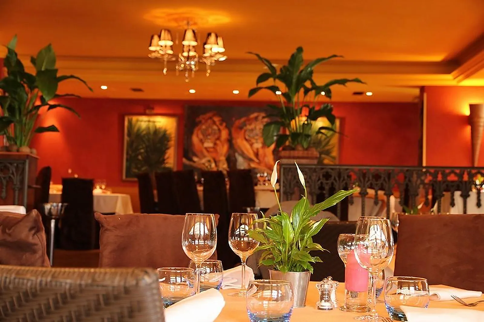 Cafés et Restaurants, RESTAURANTS - NICE (ALPES-MARITIMES) : LE KOUDOU