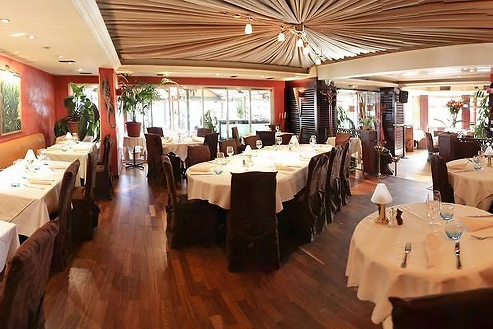 Cafés et Restaurants, RESTAURANTS - NICE (ALPES-MARITIMES) : LE KOUDOU