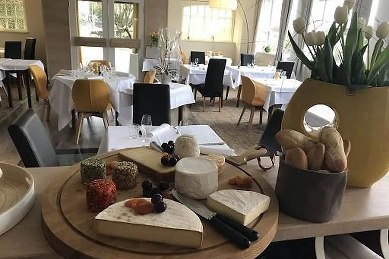 Cafés et Restaurants, RESTAURANTS - NIEDERBRONN-LES-BAINS (BAS-RHIN) : LES AKCIAS