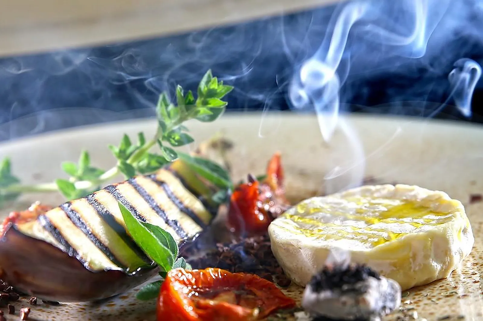 Cafés et Restaurants, RESTAURANTS - NIMES (GARD) : RESTAURANT CROIZARD