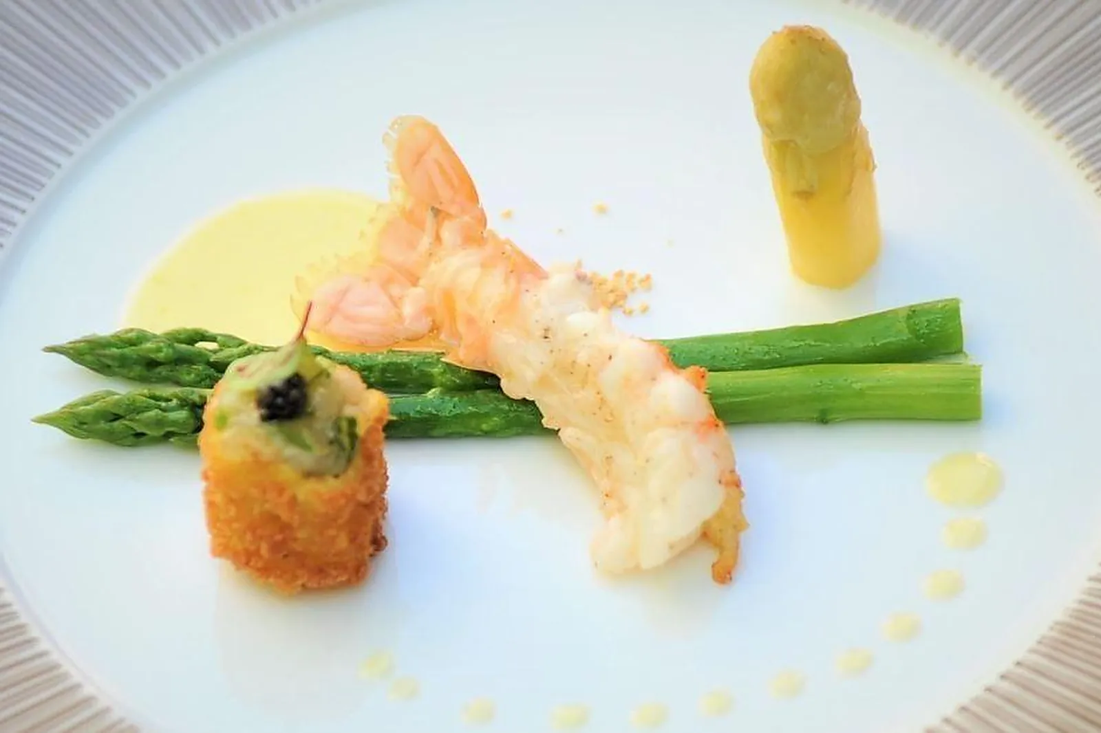 Cafés et Restaurants, RESTAURANTS - NIMES (GARD) : RESTAURANT SKAB