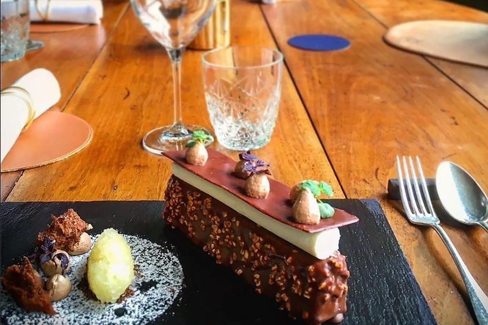 Cafés et Restaurants, RESTAURANTS - NIORT (DEUX-SÈVRES) : RESTAURANT LA BELLE ETOILE