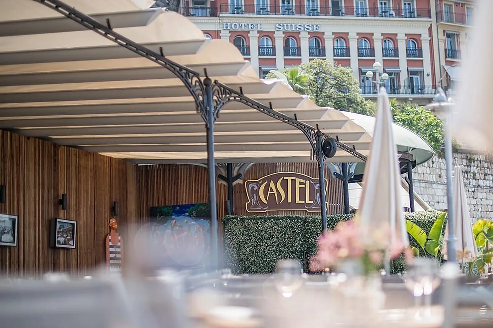 Cafés et Restaurants, RESTAURANTS - NICE (ALPES-MARITIMES) : CASTEL PLAGE
