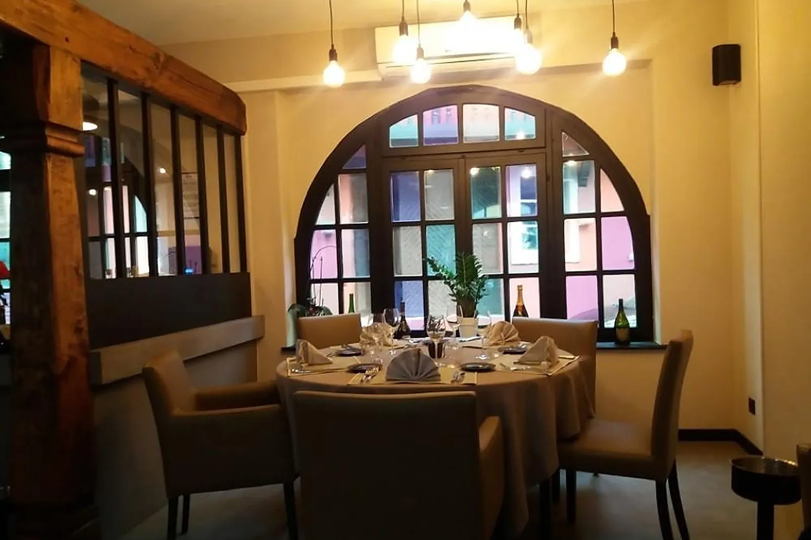 Cafés et Restaurants, RESTAURANTS - OBERNAI (BAS-RHIN) : LL&RSQUO;OSMOSE