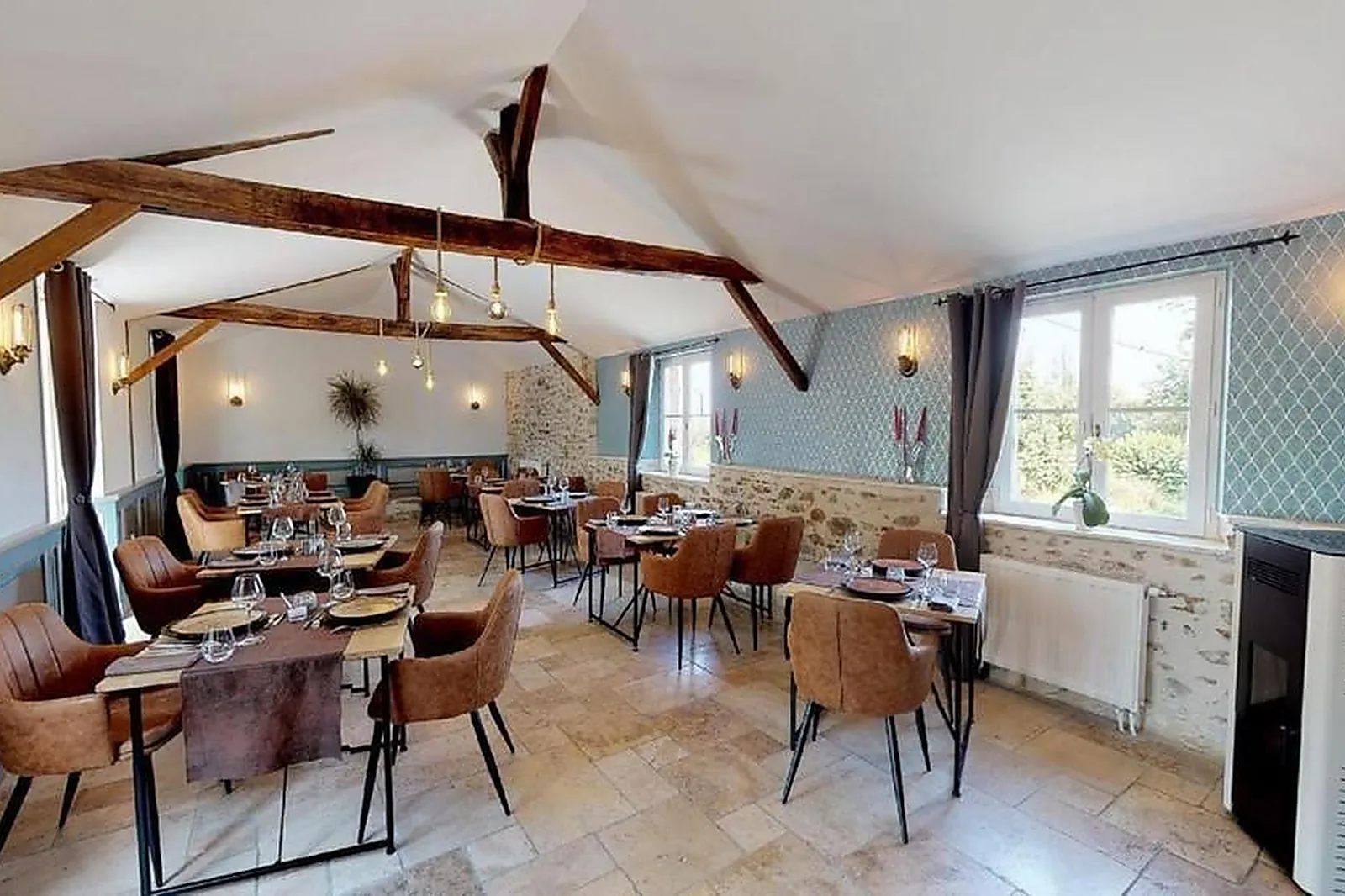 Cafés et Restaurants, RESTAURANTS - ORADOUR-SUR-GLANE (HAUTE-VIENNE) : LL&RSQUO;EQUILIBRE