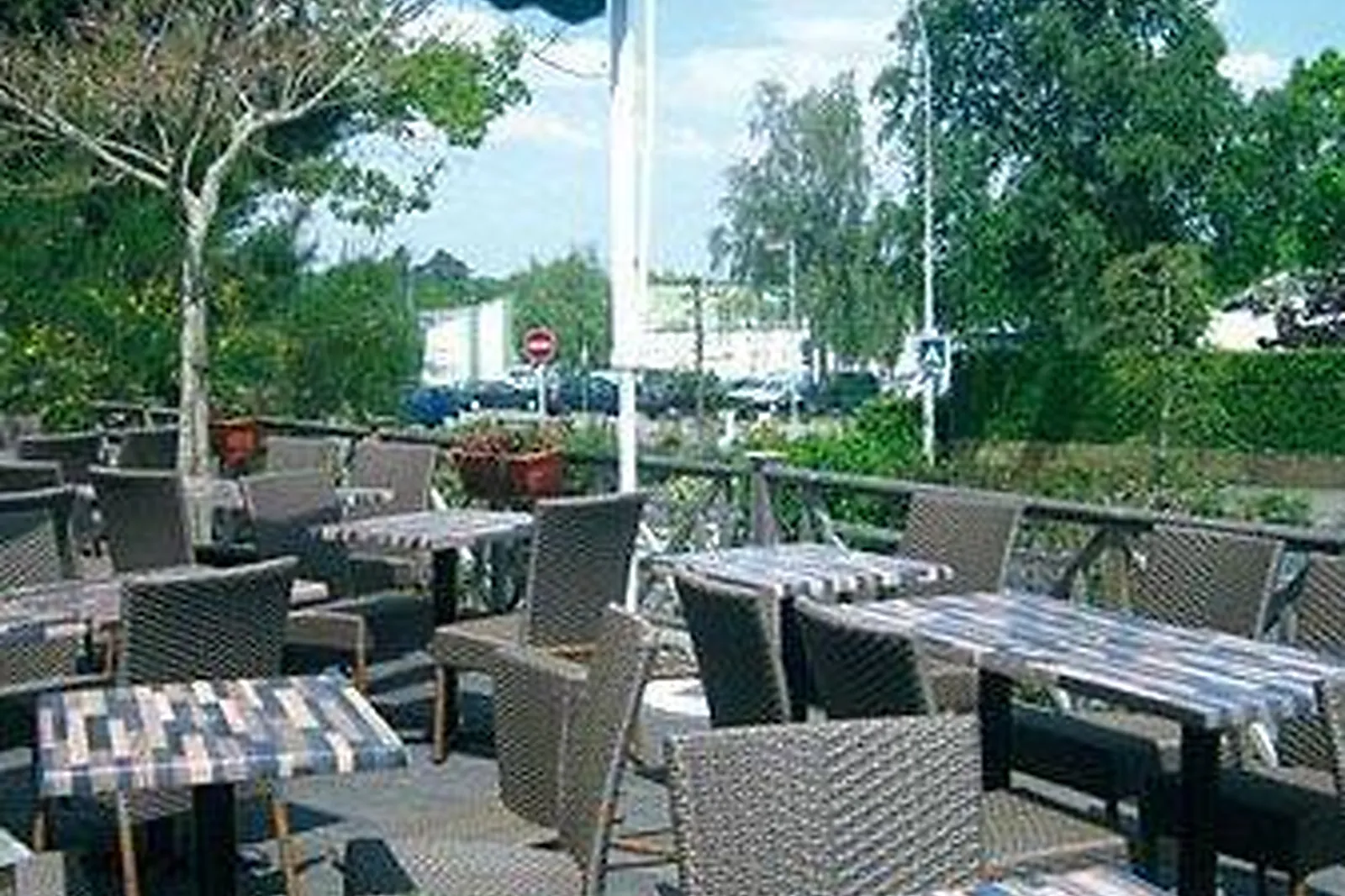Cafés et Restaurants, RESTAURANTS - ORVAULT (LOIRE-ATLANTIQUE) : RESTAURANT ALBIZIA