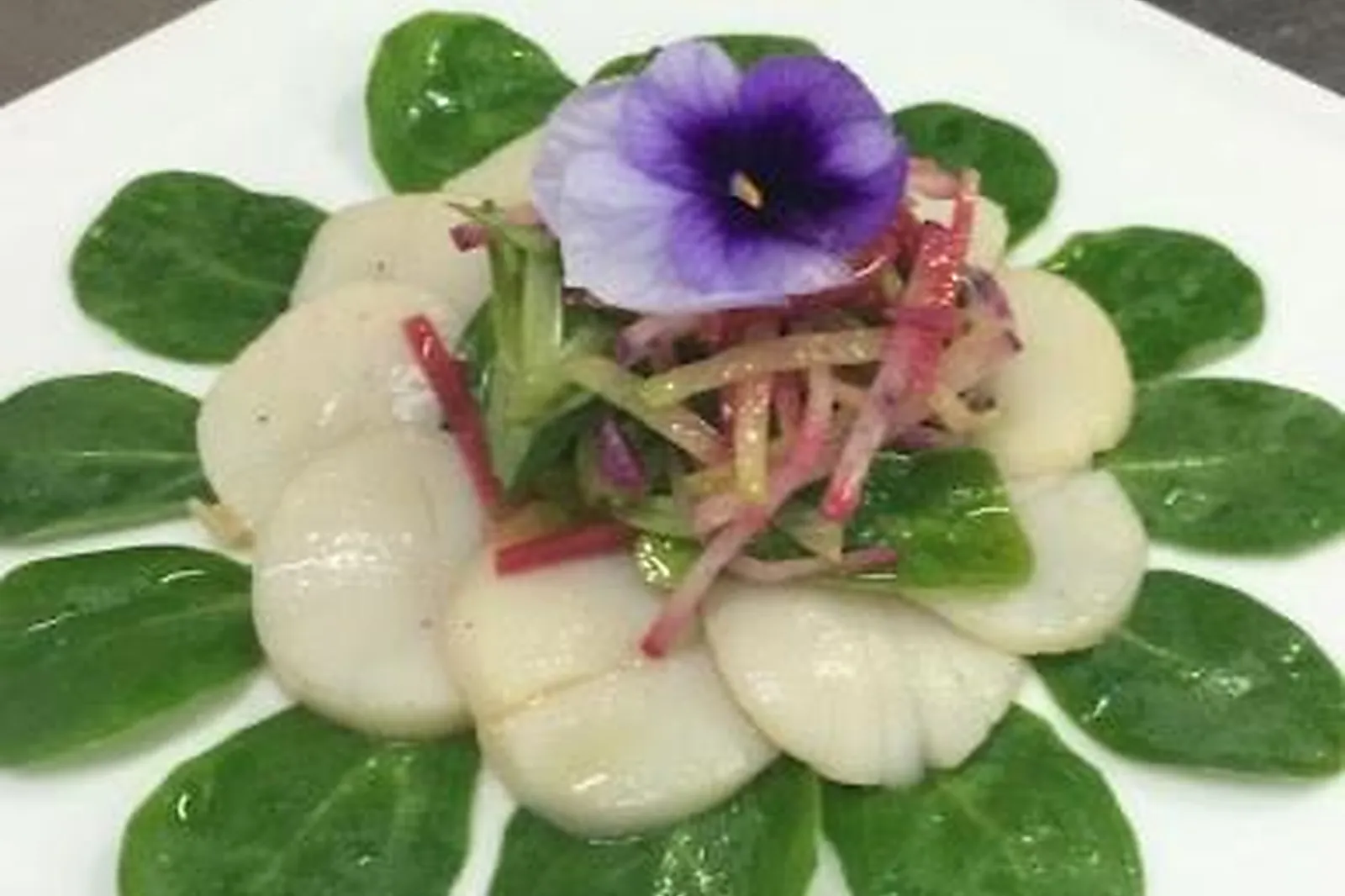 Cafés et Restaurants, RESTAURANTS - OZOIR-LA-FERRIERE (SEINE-ET-MARNE) : LL&RSQUO;AUBERGE DE LA GUEULARDIÈRE