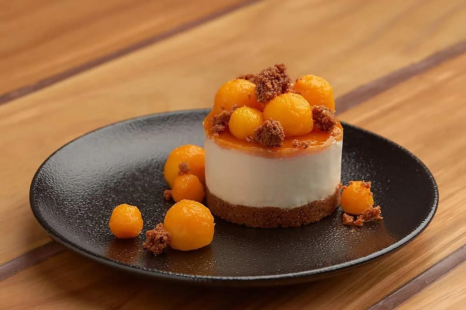 Cafés et Restaurants, RESTAURANTS - PAPEETE (POLYNÉSIE FRANÇAISE) : HEI RESTAURANT