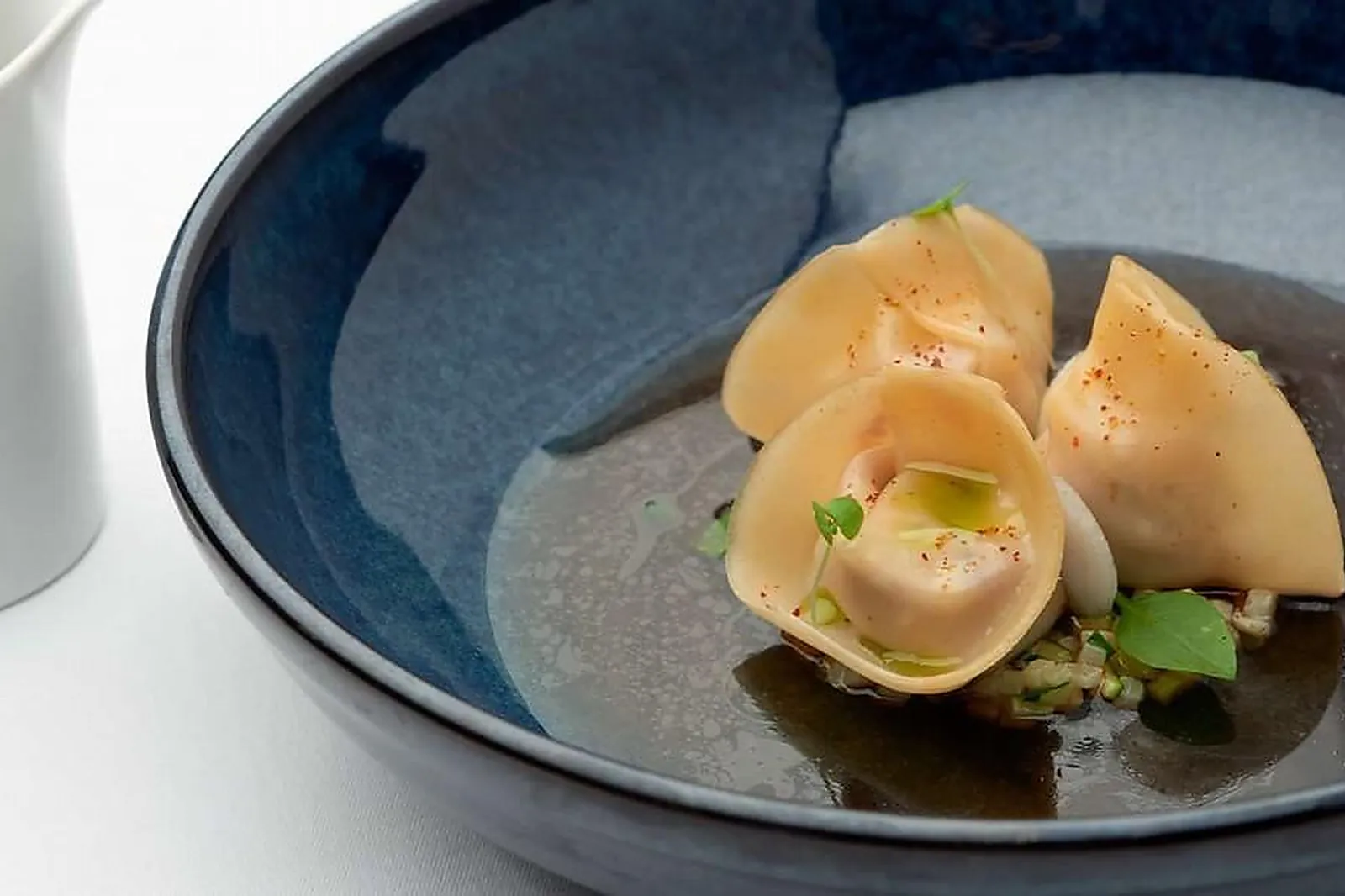 Cafés et Restaurants, RESTAURANTS - PAPEETE (POLYNÉSIE FRANÇAISE) : HEI RESTAURANT