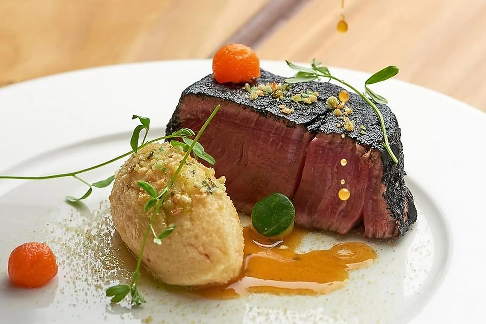 Cafés et Restaurants, RESTAURANTS - PAPEETE (POLYNÉSIE FRANÇAISE) : HEI RESTAURANT