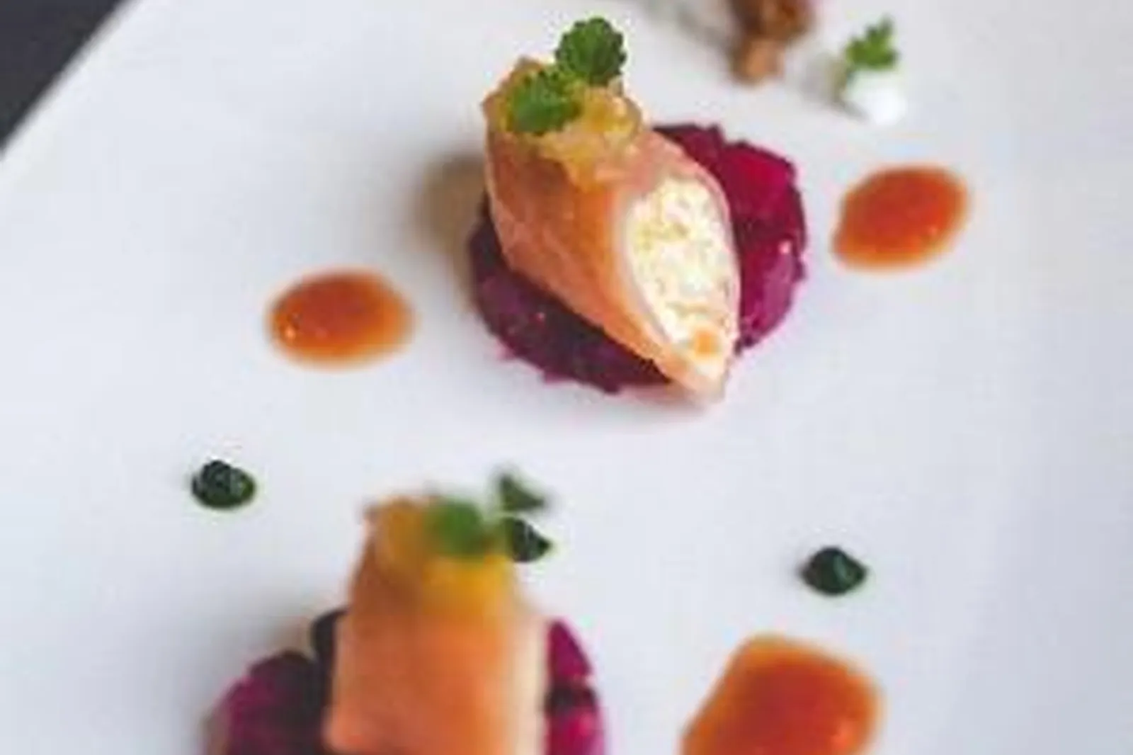 Cafés et Restaurants, RESTAURANTS - PARIS (PARIS) : 24 LE RESTAURANT