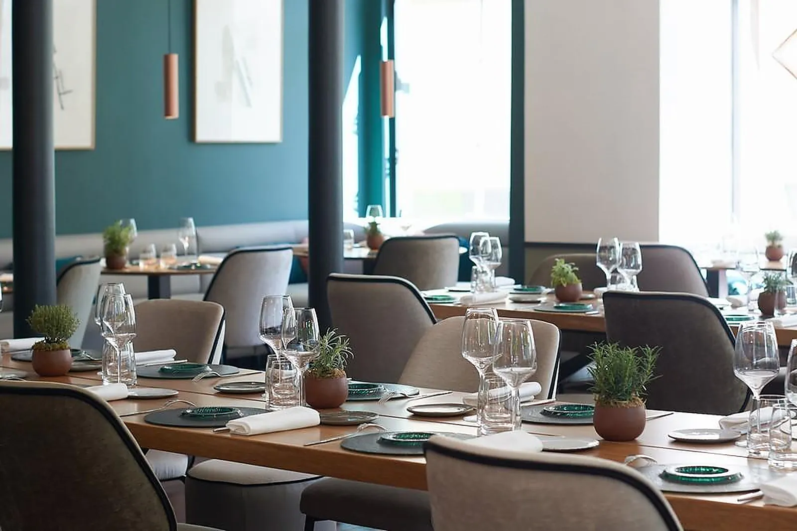 Cafés et Restaurants, RESTAURANTS - PARIS (PARIS) : ANONA