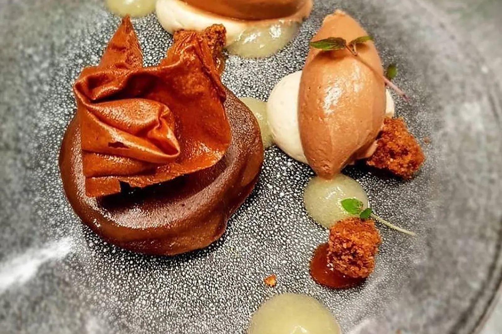 Cafés et Restaurants, RESTAURANTS - PARIS (PARIS) : ASPIC RESTAURANT