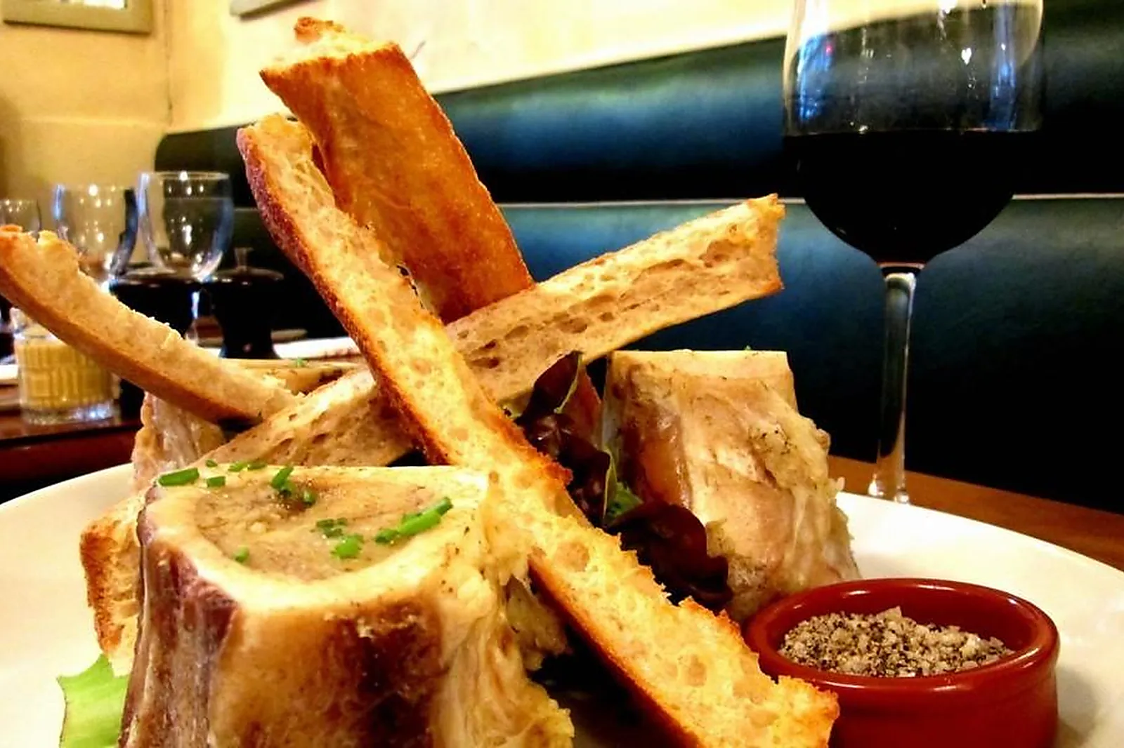 Cafés et Restaurants, RESTAURANTS - PARIS (PARIS) : AU TERMINUS DU CHÂTELET