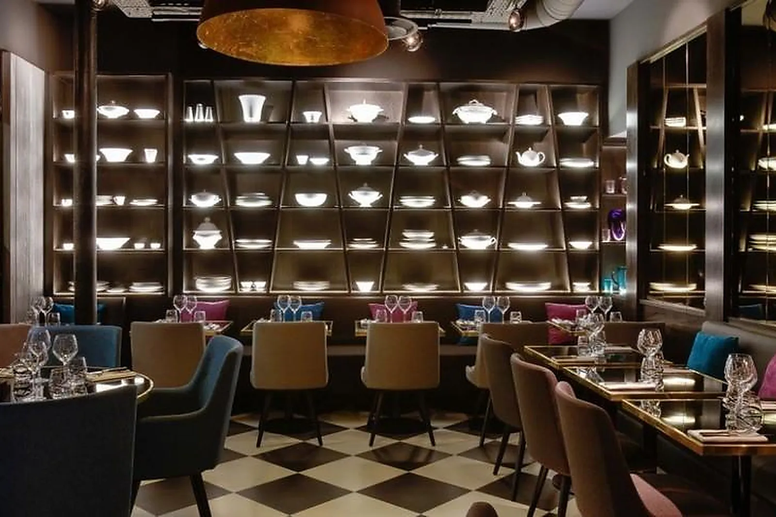 Cafés et Restaurants, RESTAURANTS - PARIS (PARIS) : AUGUSTIN BISTROT