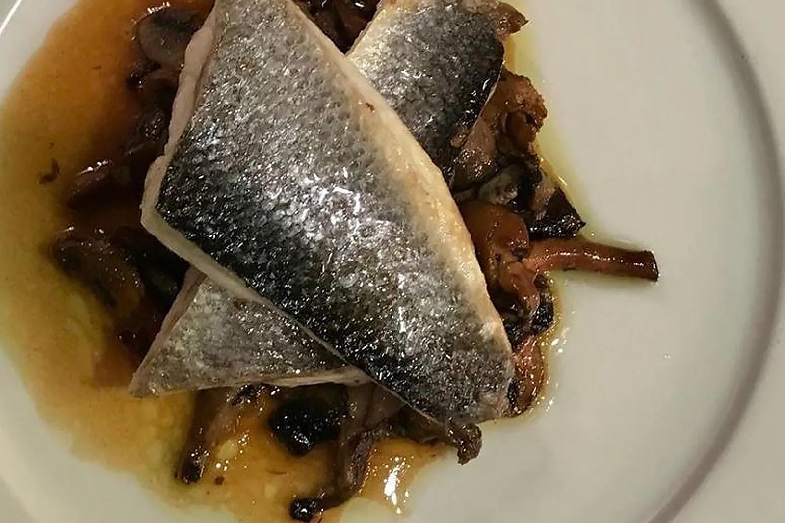 Cafés et Restaurants, RESTAURANTS - PARIS (PARIS) : AUGUSTIN BISTROT