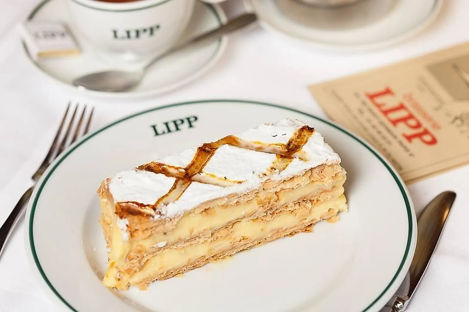 Cafés et Restaurants, RESTAURANTS - PARIS (PARIS) : BRASSERIE LIPP