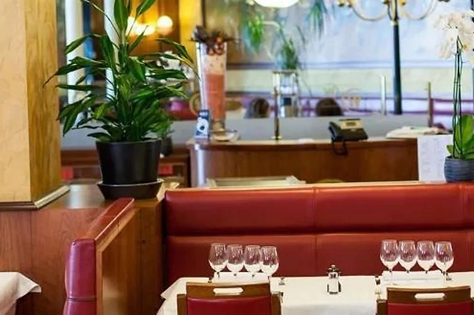 Cafés et Restaurants, RESTAURANTS - PARIS (PARIS) : BRASSERIE WEPLER