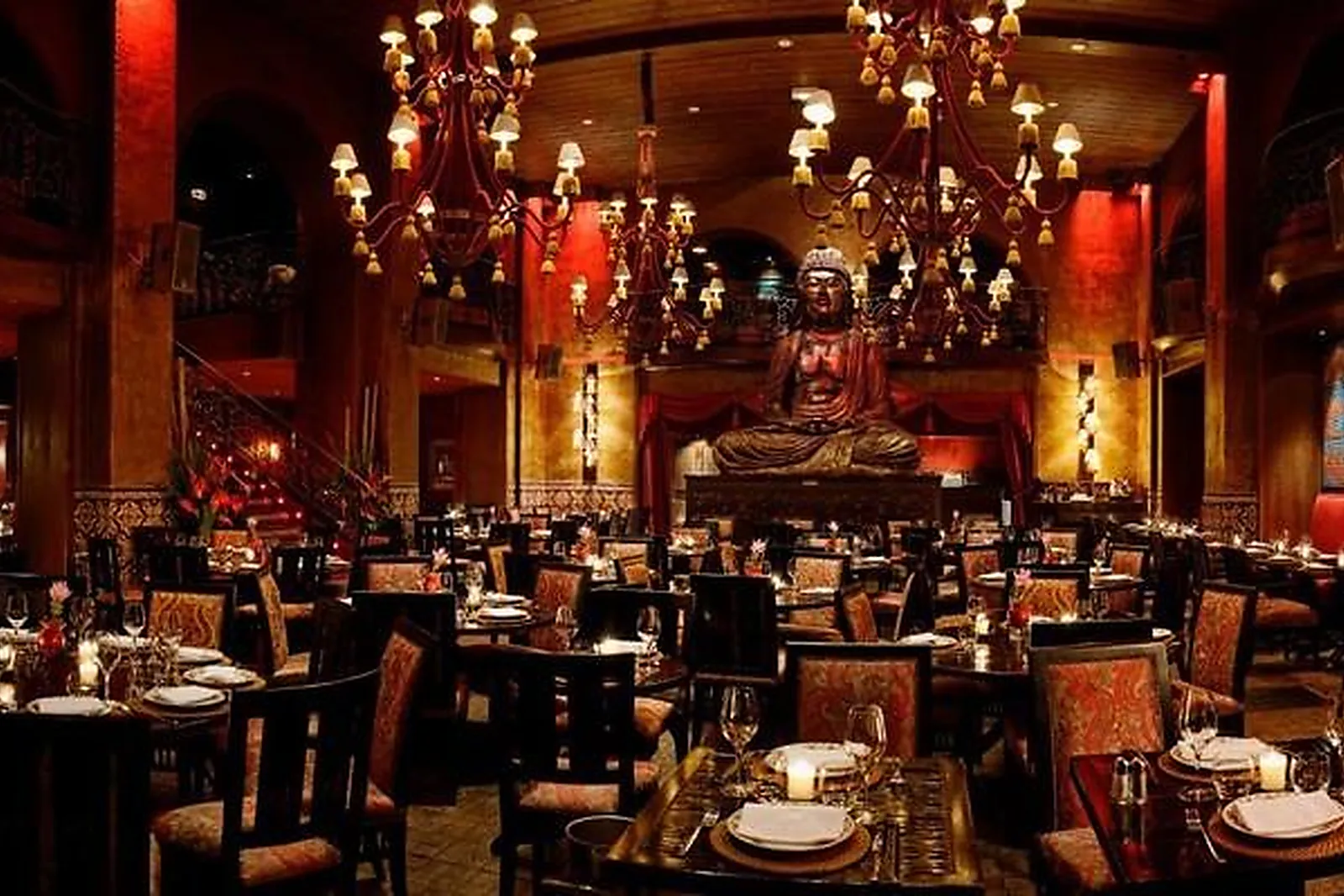 Cafés et Restaurants, RESTAURANTS - PARIS (PARIS) : BUDDHA-BAR PARIS