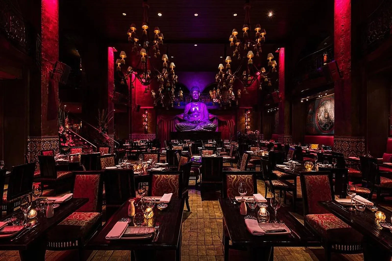 Cafés et Restaurants, RESTAURANTS - PARIS (PARIS) : BUDDHA-BAR PARIS