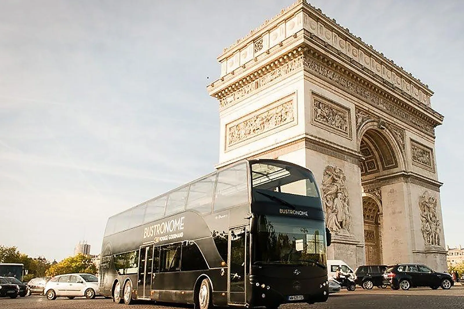 Cafés et Restaurants, RESTAURANTS - PARIS (PARIS) : BUSTRONOME