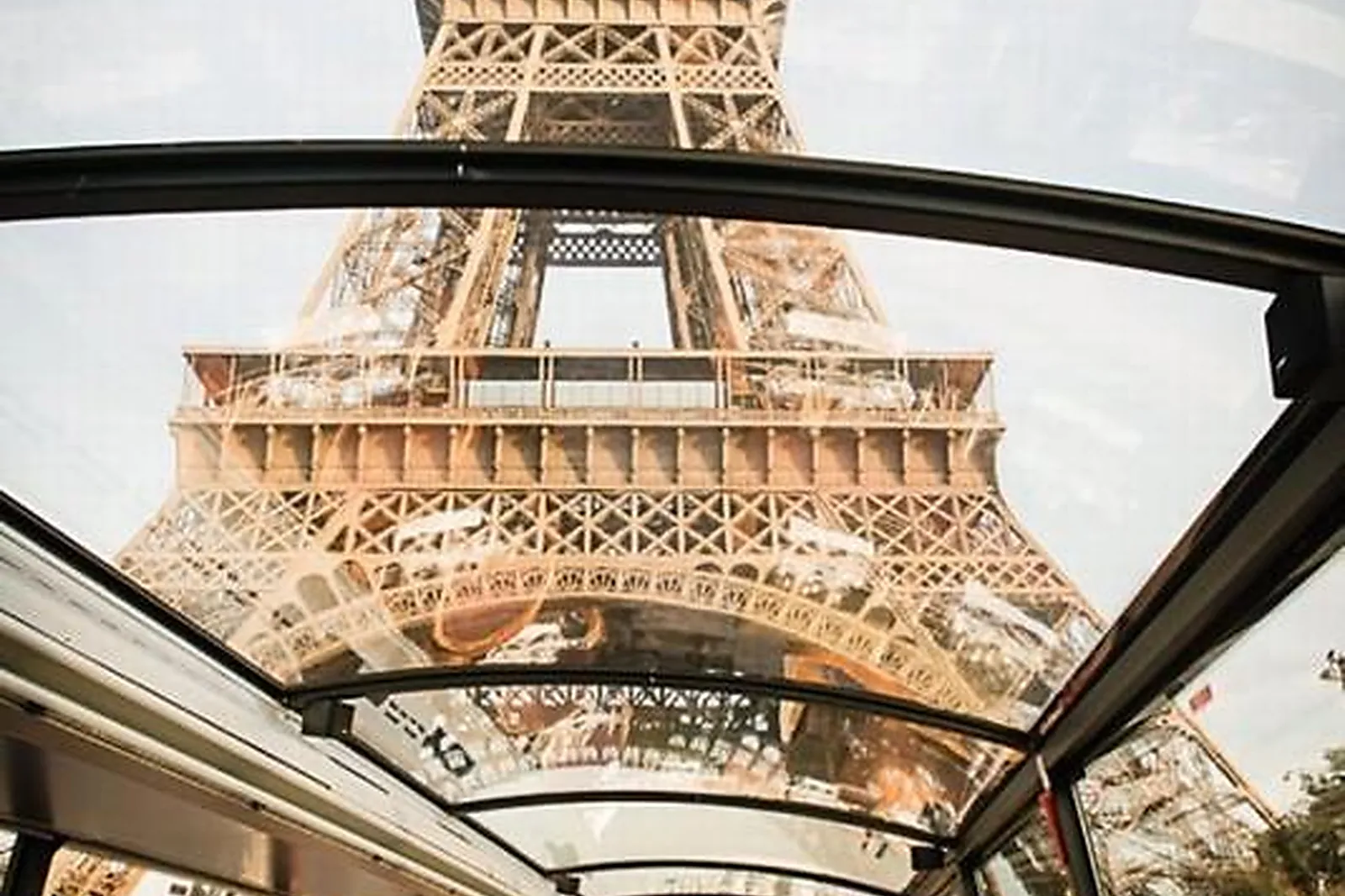 Cafés et Restaurants, RESTAURANTS - PARIS (PARIS) : BUSTRONOME