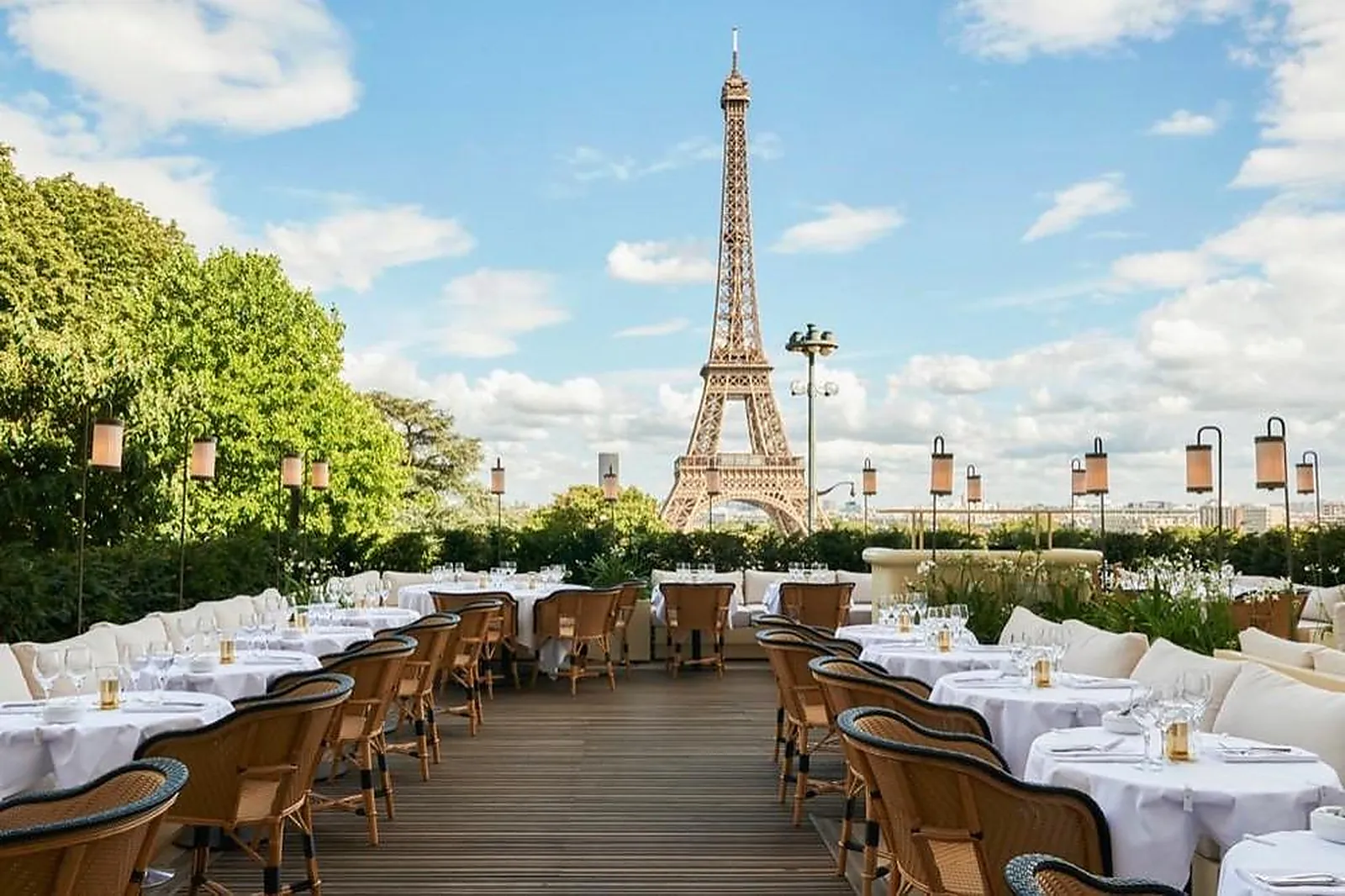 Cafés et Restaurants, RESTAURANTS - PARIS (PARIS) : GIRAFE
