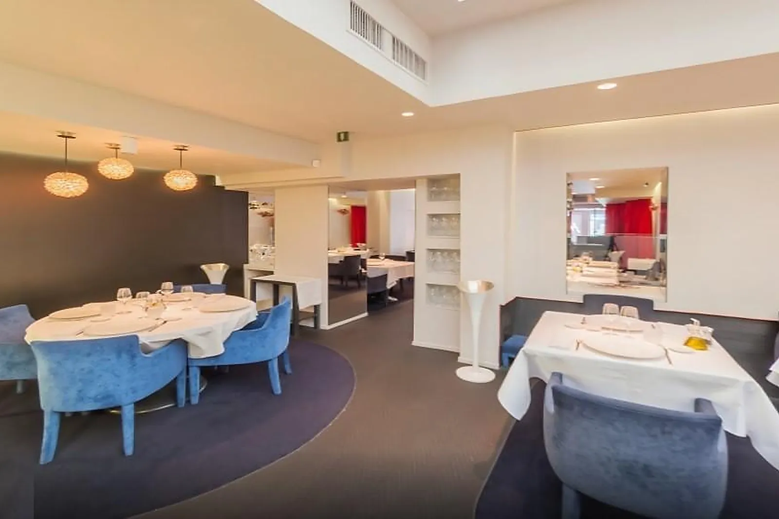 Cafés et Restaurants, RESTAURANTS - PARIS (PARIS) : HÉLÈN