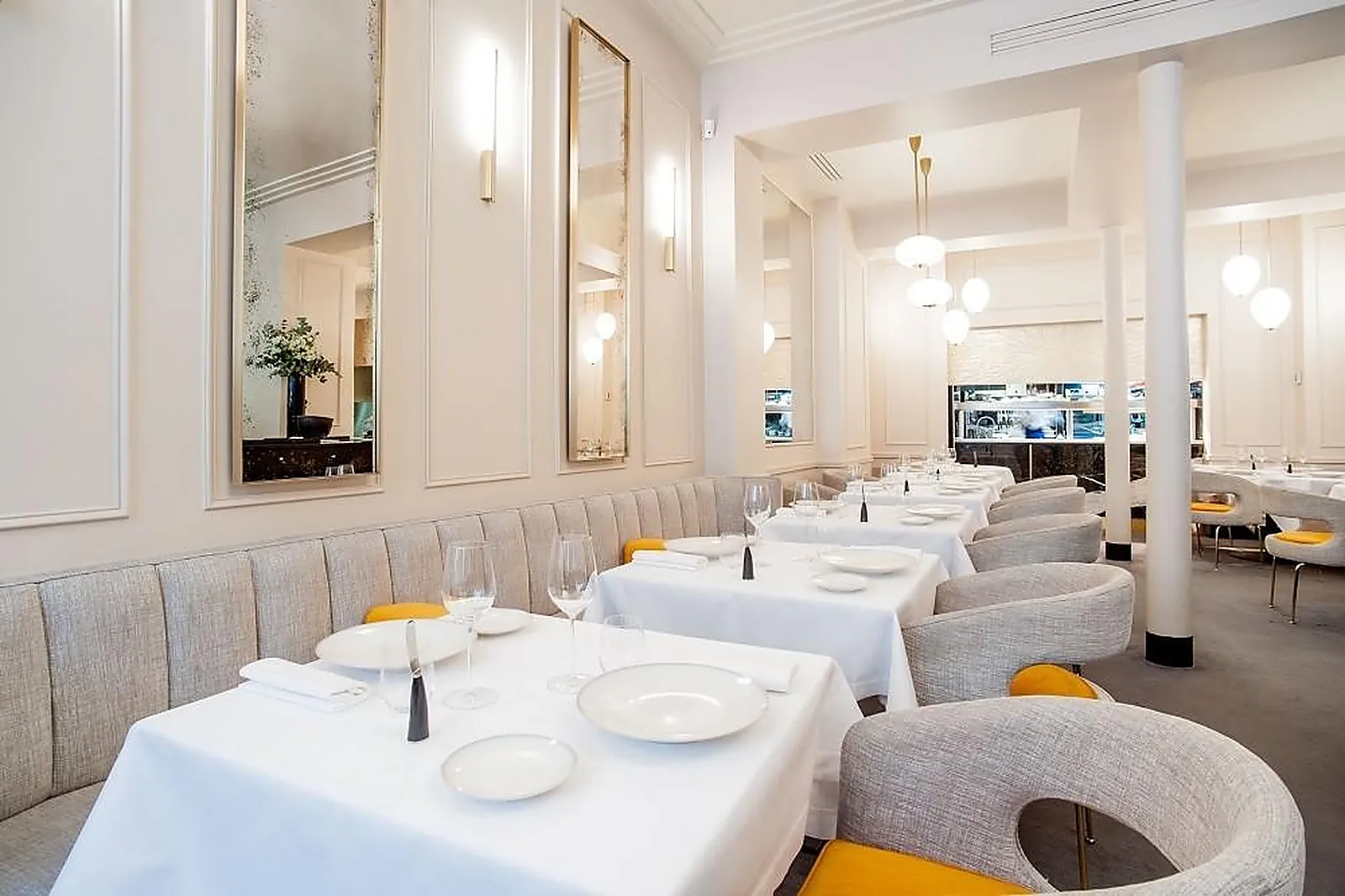 Cafés et Restaurants, RESTAURANTS - PARIS (PARIS) : LL&RSQUO;ARÔME PARIS